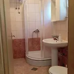 Sutalo דירה נאום